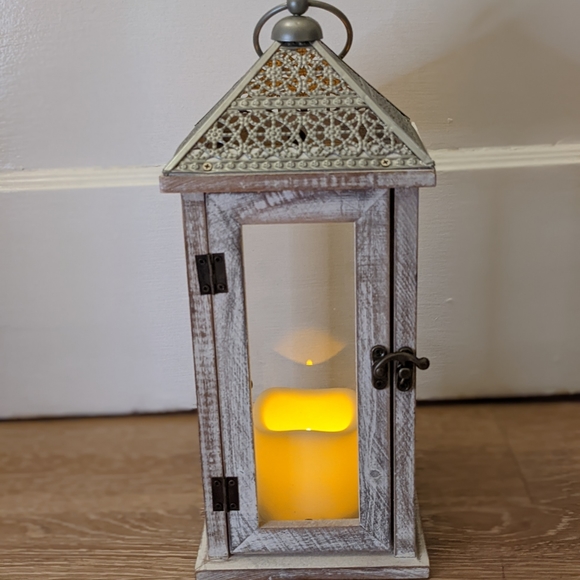 Farmhouse Rustic Lantern - Picture 5 of 7